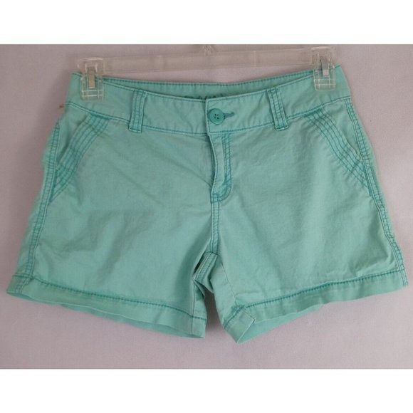 Maurices Women's Green Booty Shorts Size 5/6 Inseam 4" - Picture 1 of 6